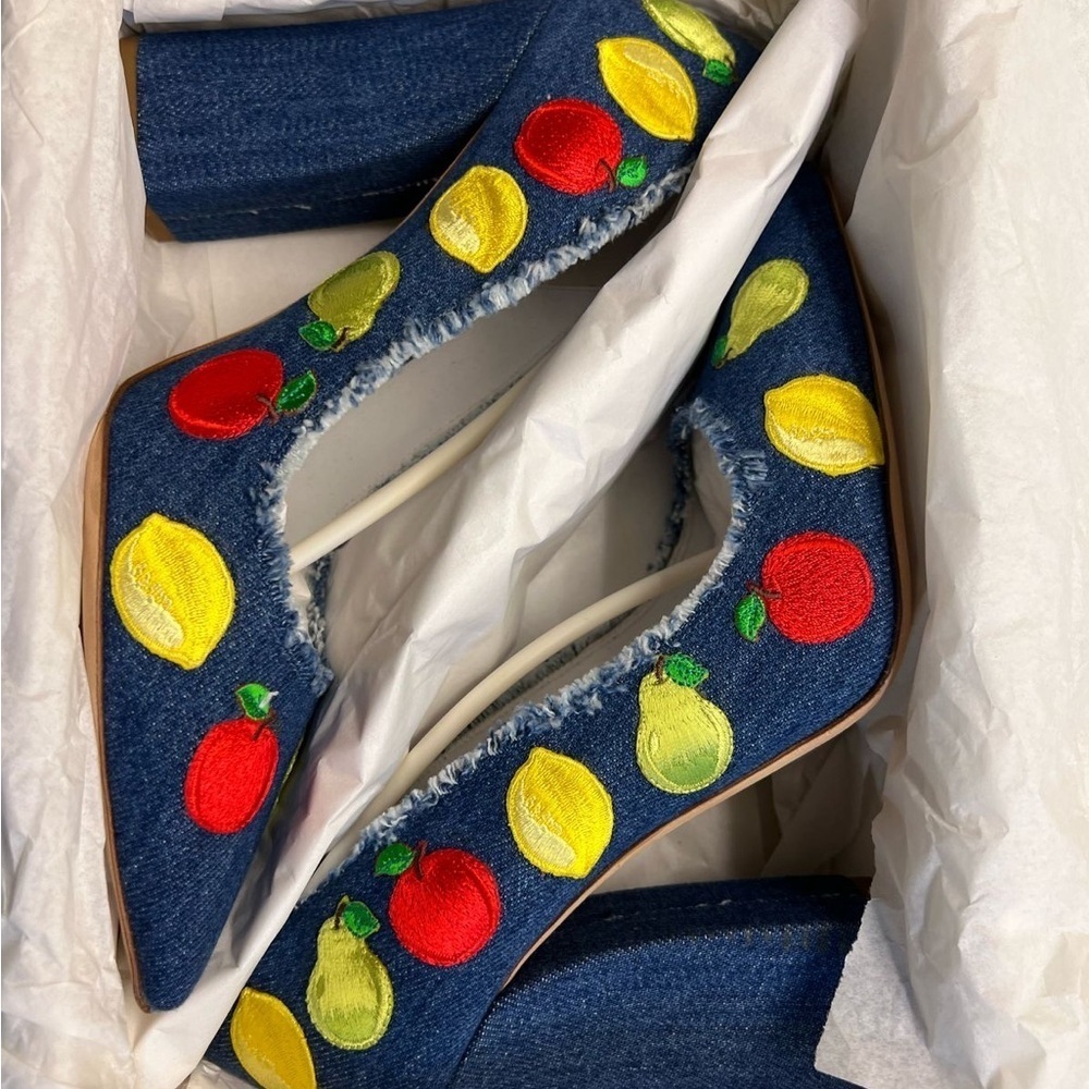 Embroidered Denim Heels with Fruit Accents for your perfect Italian Vacation - Picture 2 of 10